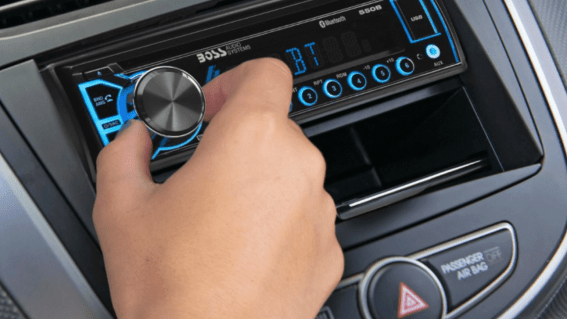 Commercial radio reaches highest audience numbers in a decade